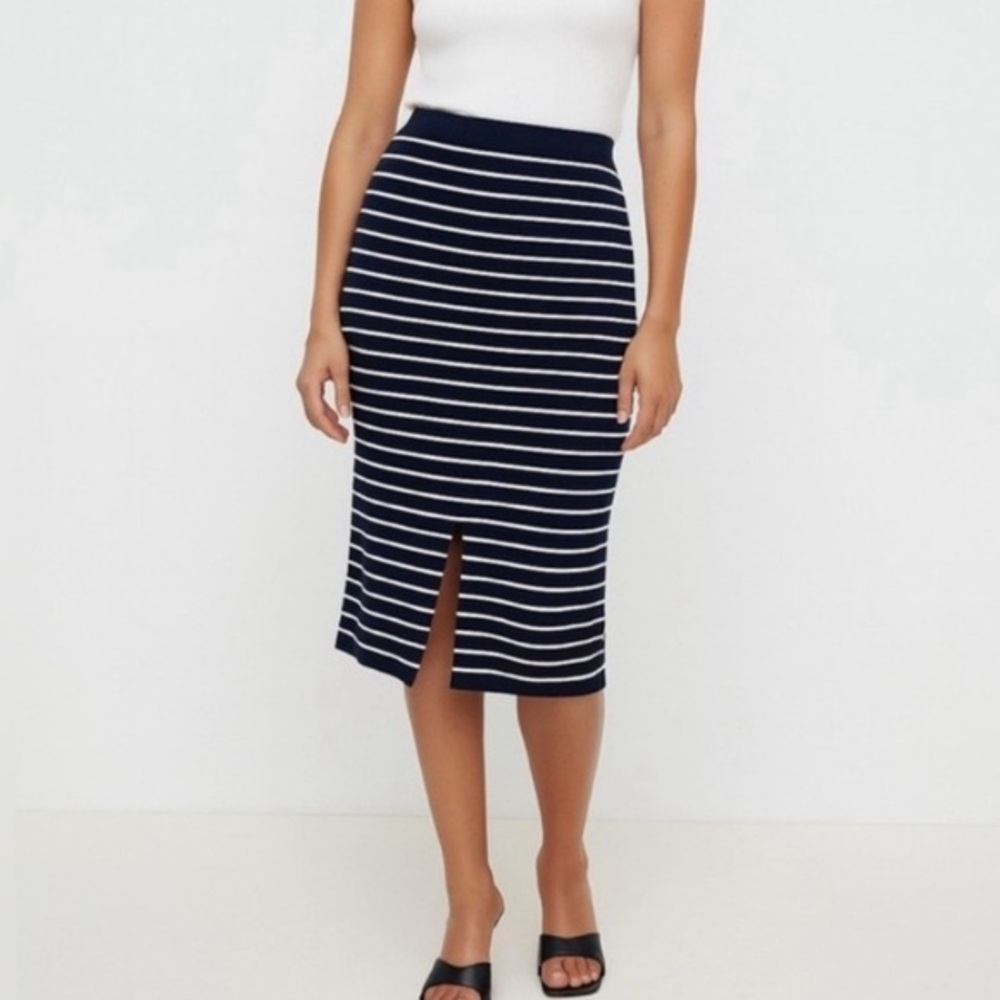 Zara Navy and White Striped Pencil Skirt Size Medium